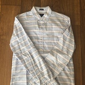 Men’s stripped button up
